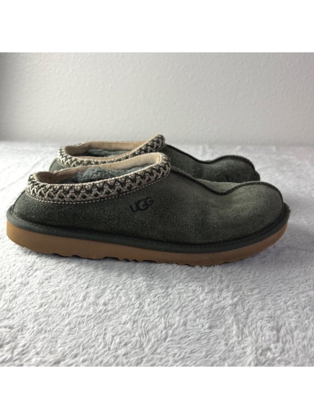 UGG Tasman Slippers Sherpa Clog Green Womens 7 Play Condition flaw